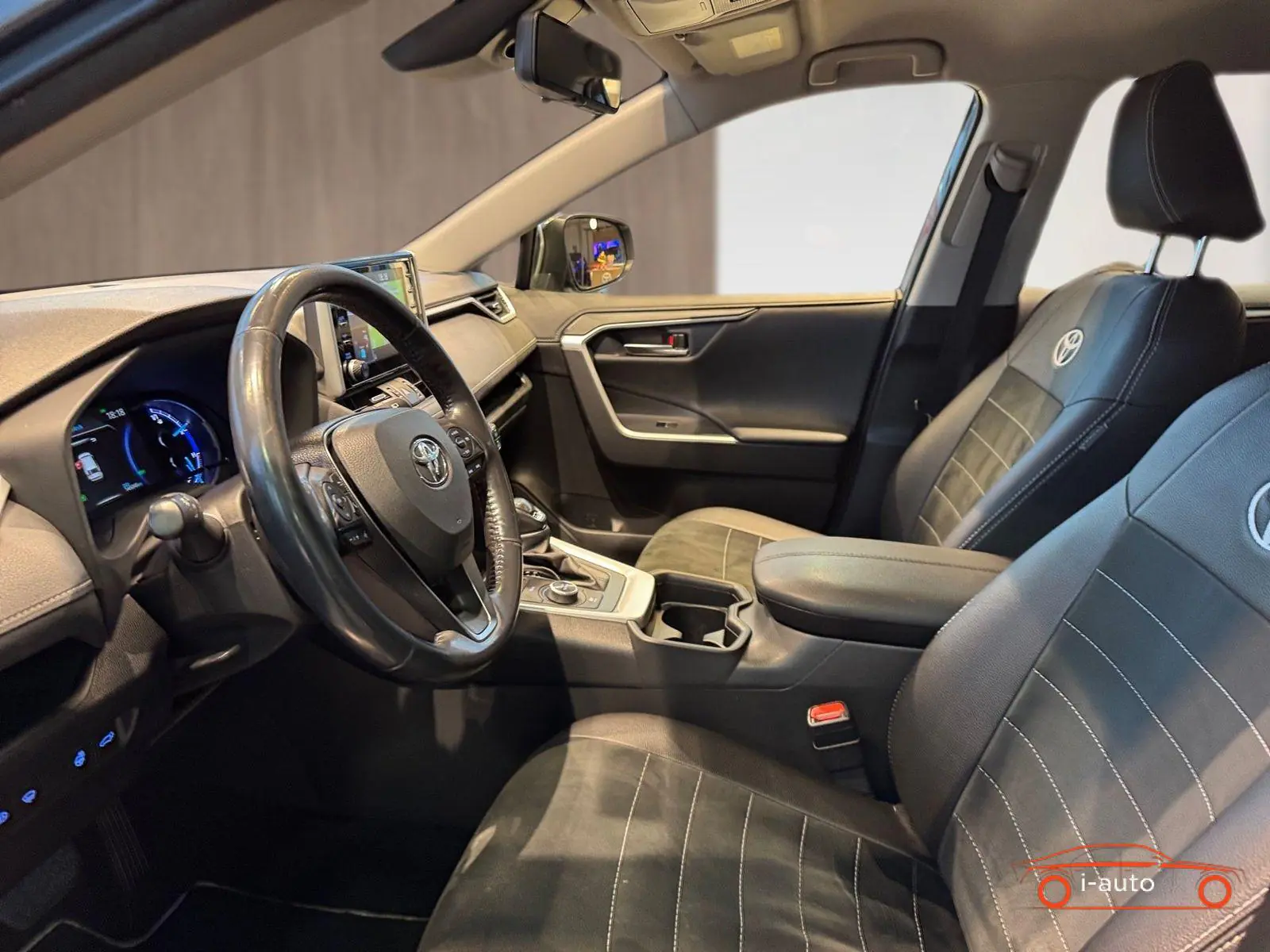 Toyota RAV4 2020 na predaj – fotografia 9
