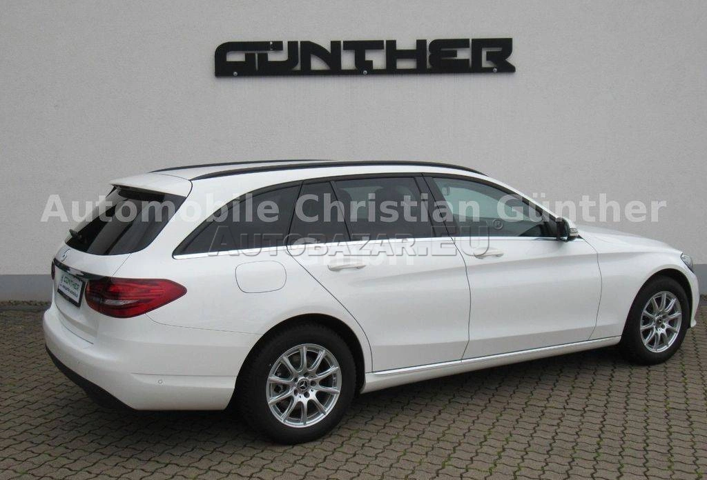 Mercedes-Benz C trieda Kombi 220 d A/T