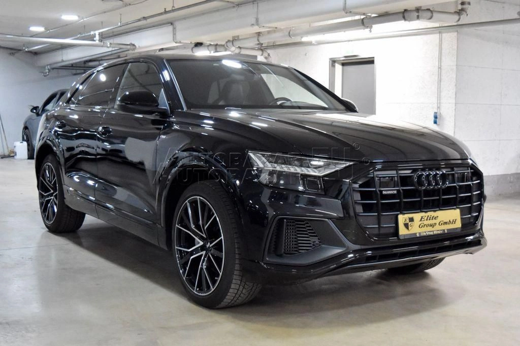 Audi Q8 55 TFSI mHEV quattro tiptronic