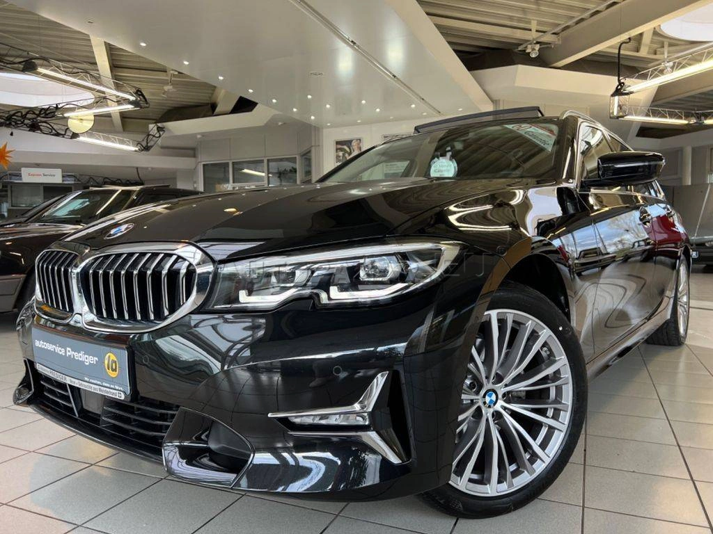 BMW Rad 3 Touring 320d mHEV  xDrive A/T