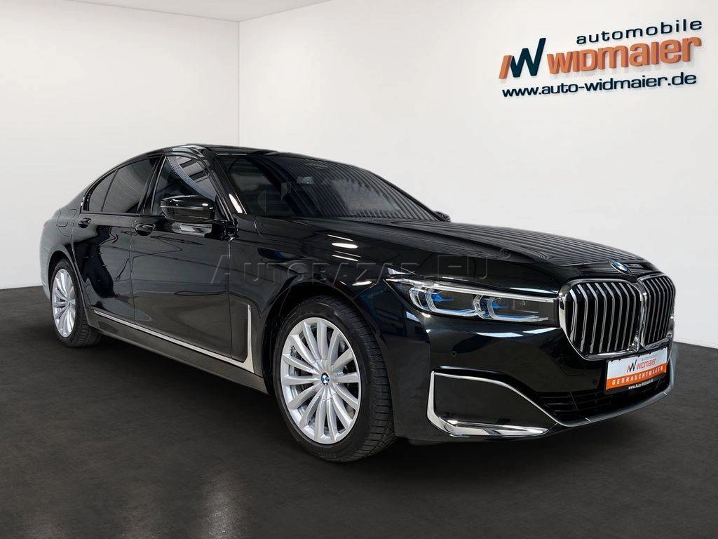 BMW Rad 7 750i xDrive A/T