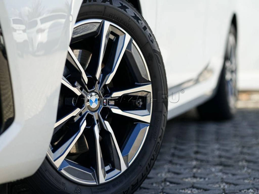 BMW Rad 2 Active Tourer 2   220i mHEV A/T