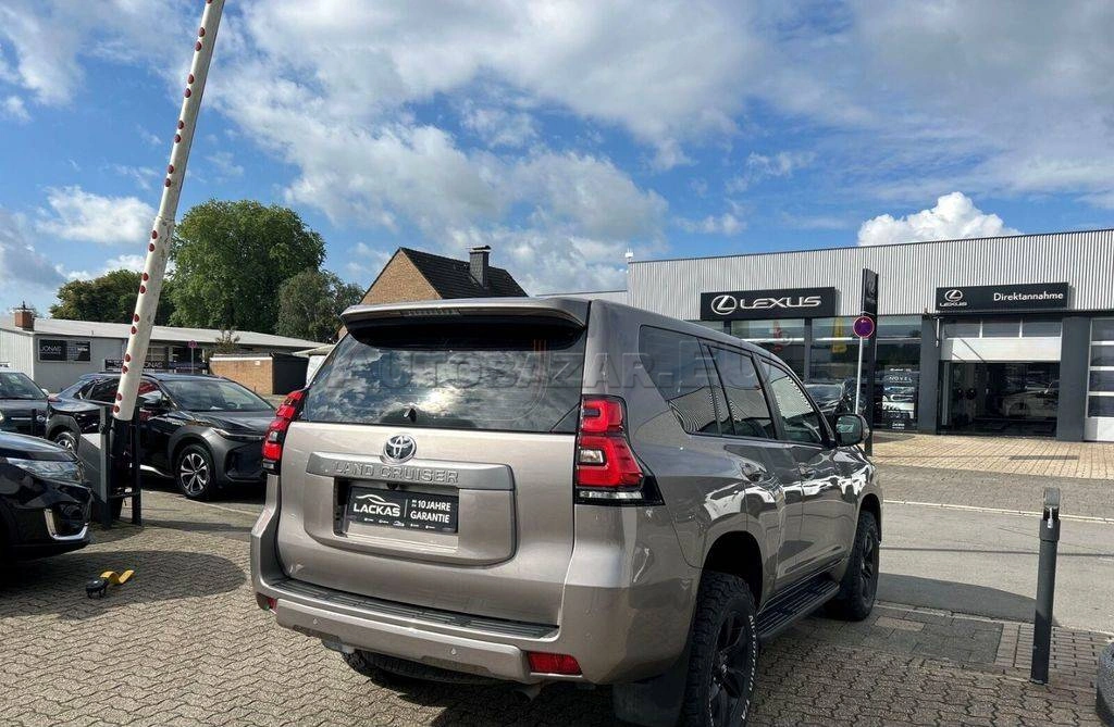 Toyota Land Cruiser Basis 2.8 A/T