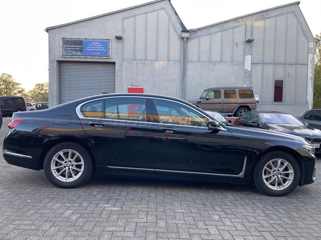 BMW Rad 7 730d A/T