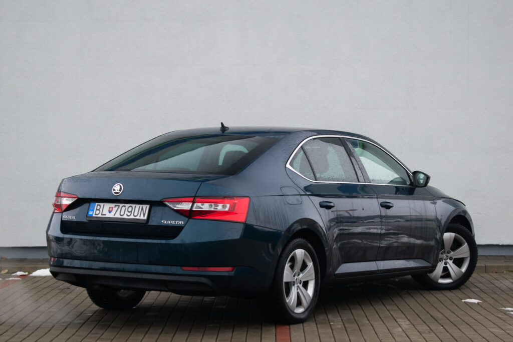 Škoda Superb