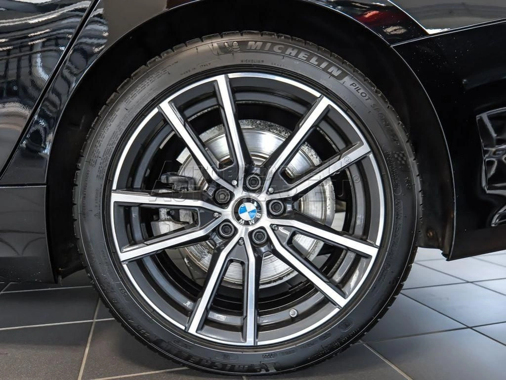 BMW rad 3 Touring 330d Touring A/T