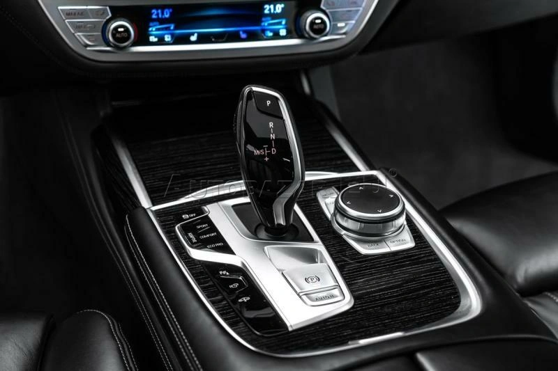 BMW Rad 7 2021 na predaj – fotografia 16