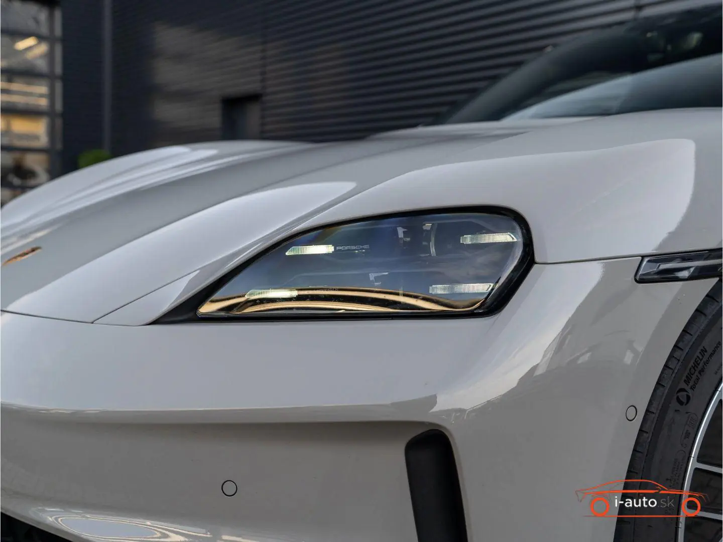 Porsche Taycan 2025 na predaj – fotografia 12