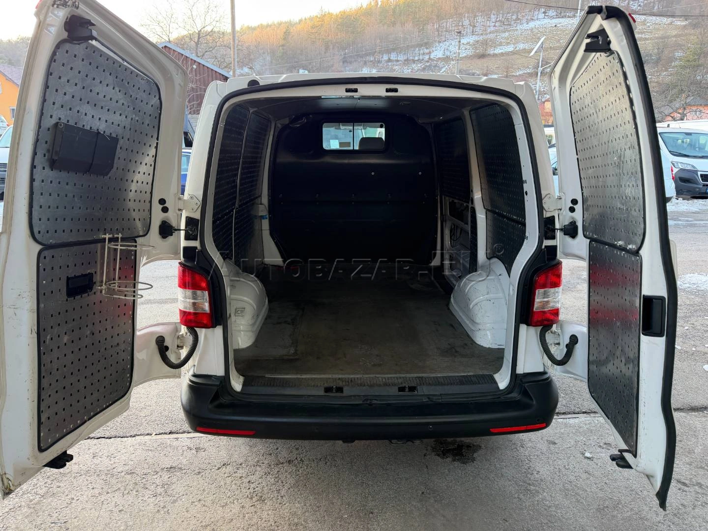 Volkswagen Transporter 2015 na predaj – fotografia 42