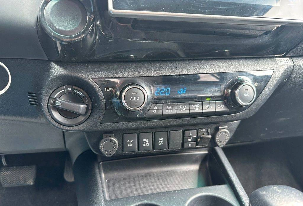 Toyota Hilux 2019 na predaj – fotografia 6