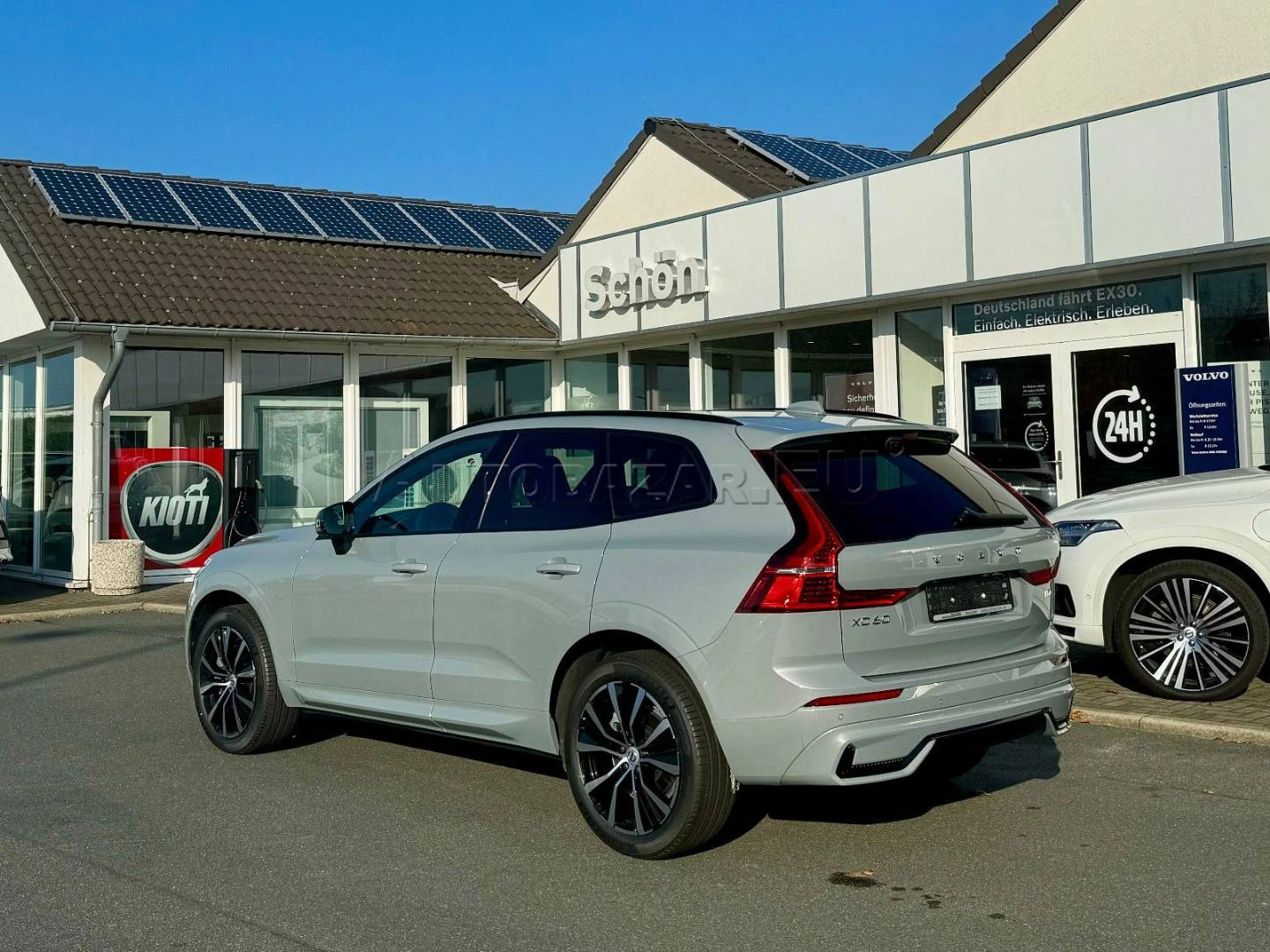 Volvo XC60 B4 Plus Dark A/T