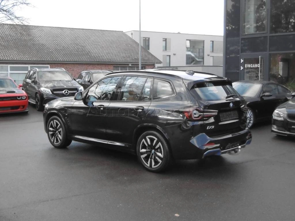 BMW iX3 A/T