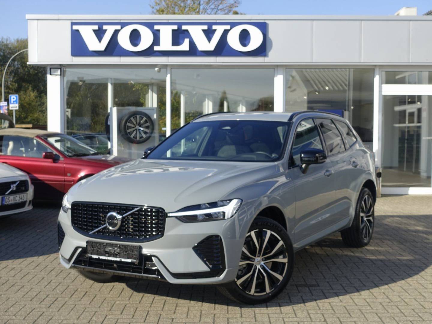 Volvo XC60 B4 Plus Dark A/T