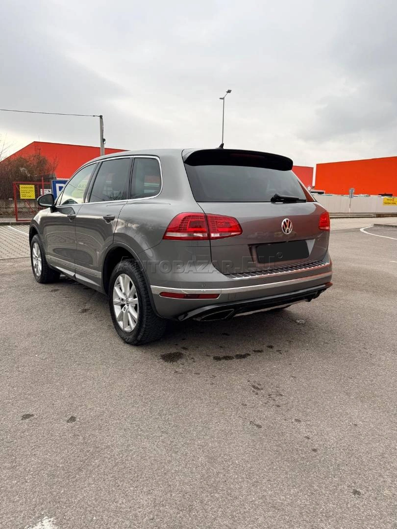 Volkswagen Touareg II 3.0 V6 TDI BMT 4MOTION R-Line, 193kW, A8, 5d.