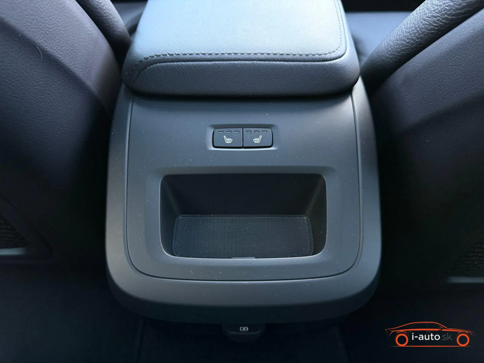 Volvo S60 2024 na predaj – fotografia 23