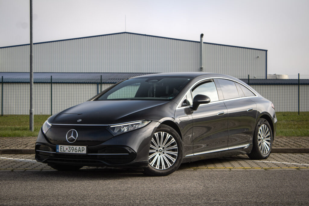 Mercedes EQS