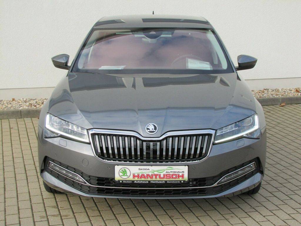 Škoda Superb 2.0 TDI SCR Style DSG