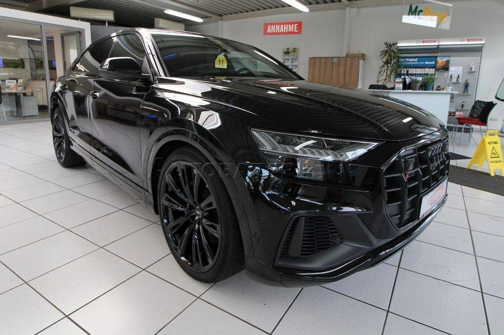 Audi Q8 SQ8 TFSI mHEV quattro tiptronic
