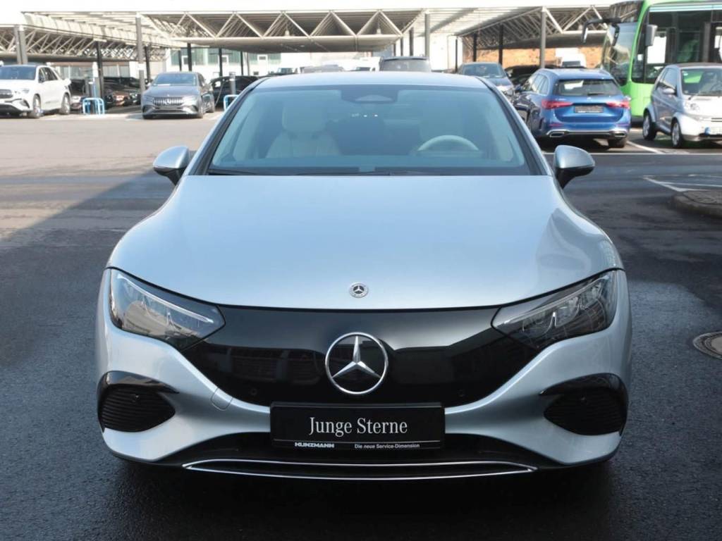Mercedes-Benz EQE 350+