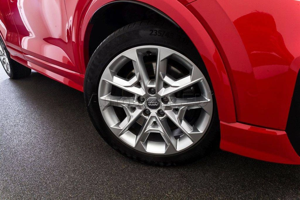 Audi Q2 SQ2 2.0 TFSI SQ2 quattro S tronic