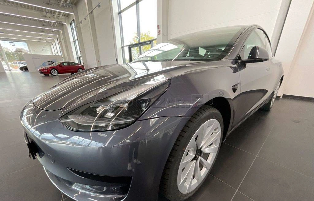 Tesla Model 3 Long Range 82kWh AWD