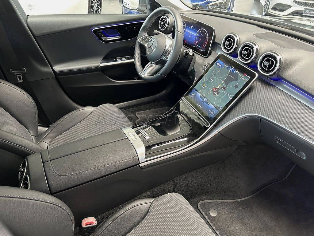 Mercedes-Benz C trieda Sedan 300 A/T