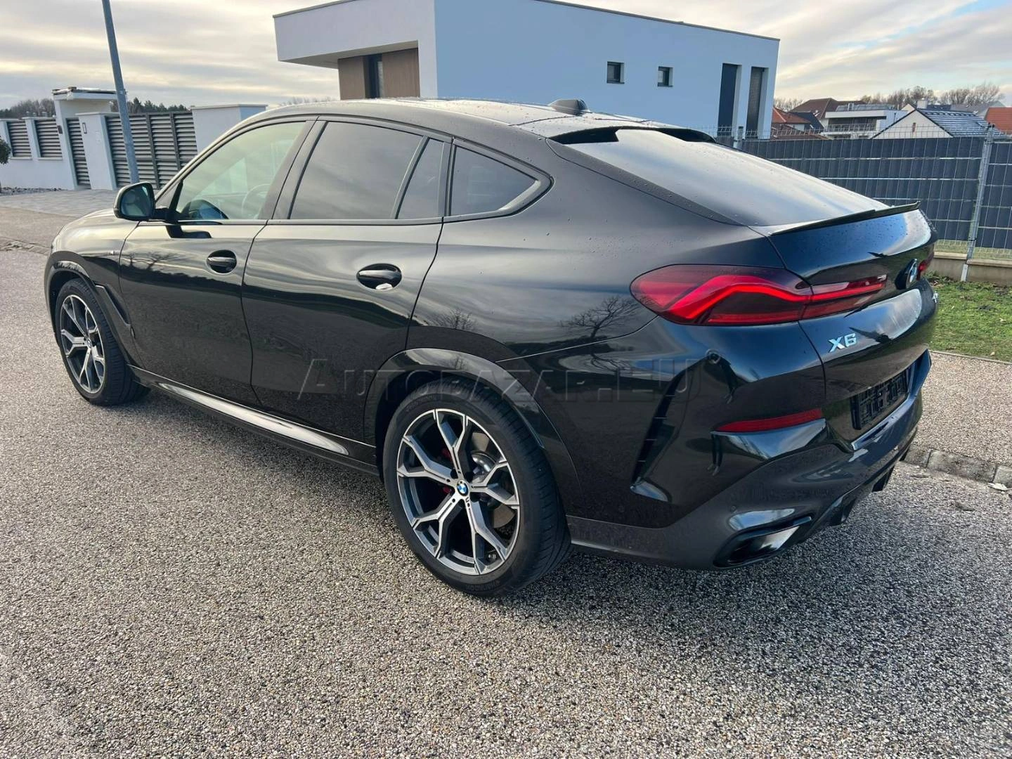 BMW X6 xDrive30d M Sport Pro | 298 PS | Vzduchový podvozok | Panorama |