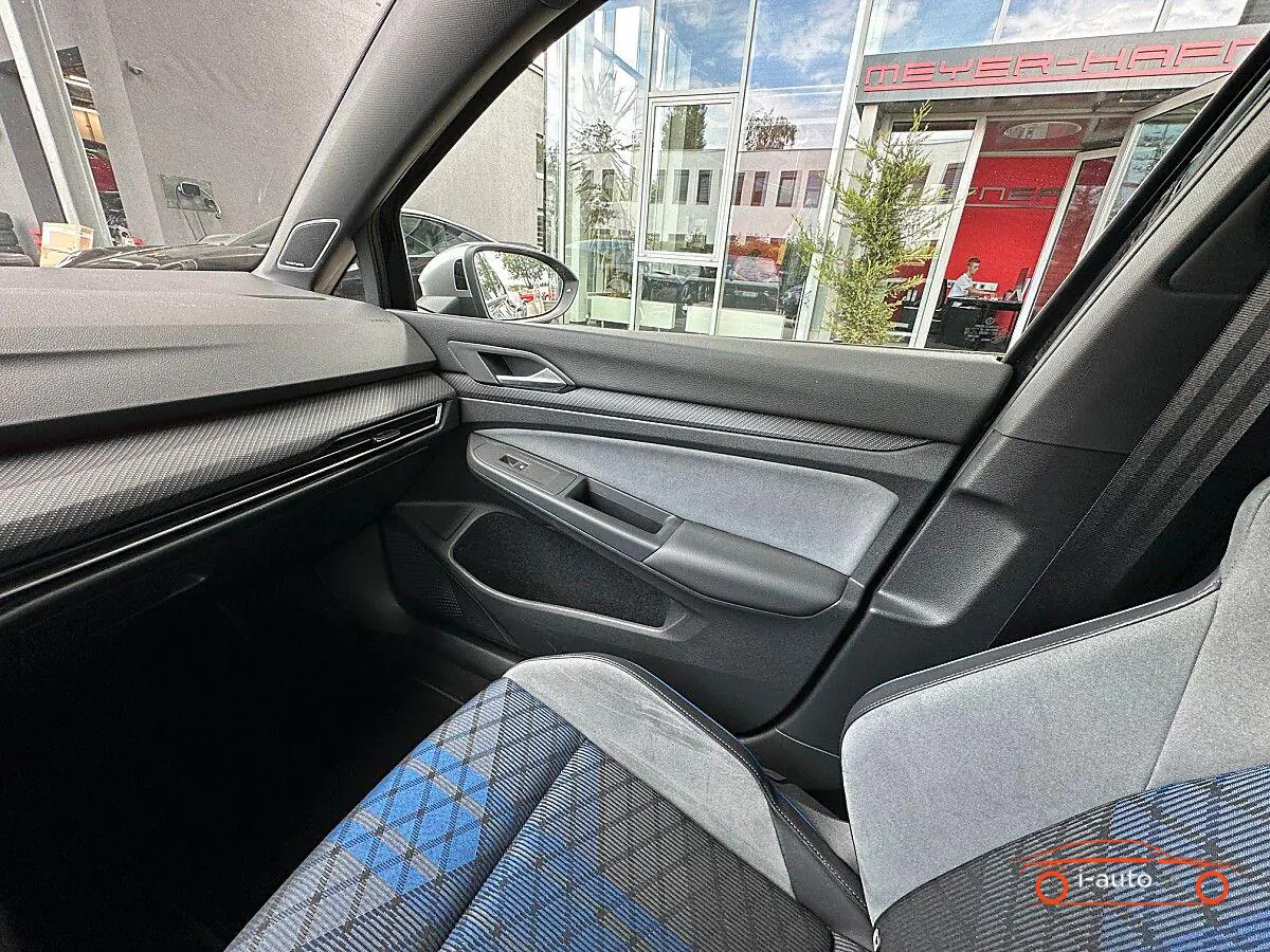 Volkswagen Golf 2022 na predaj – fotografia 38