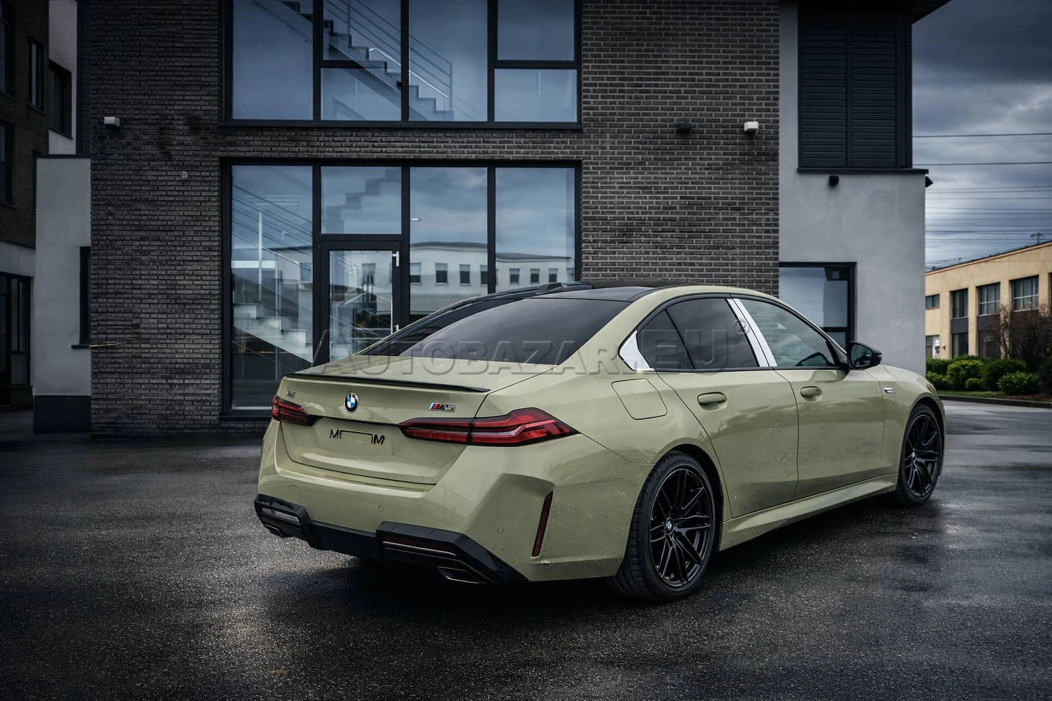 BMW M5 Competition 535 kW – 118 000 € NETTO / Odpočet DPH – Individual Color