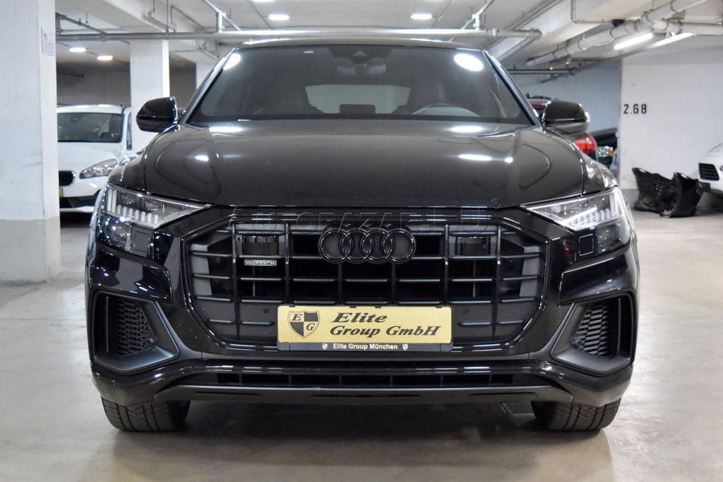 Audi Q8 55 TFSI mHEV quattro tiptronic