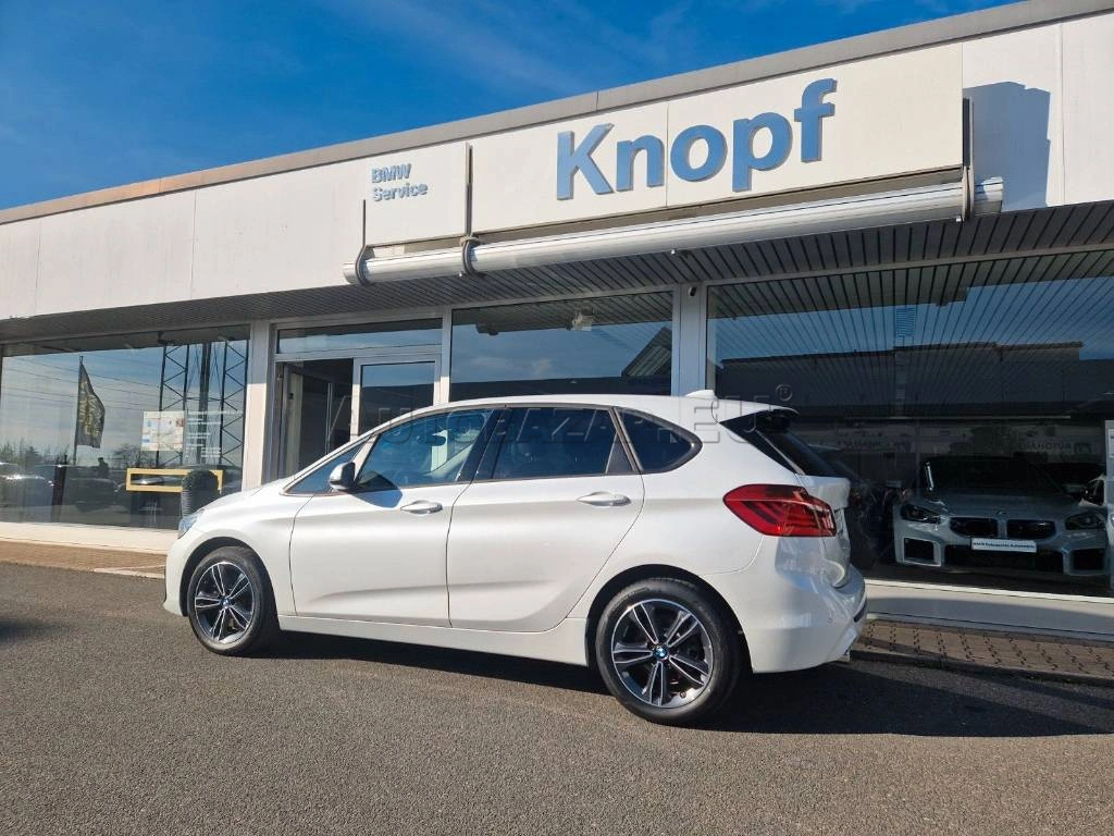 BMW Rad 2 Active Tourer 2   220i A/T