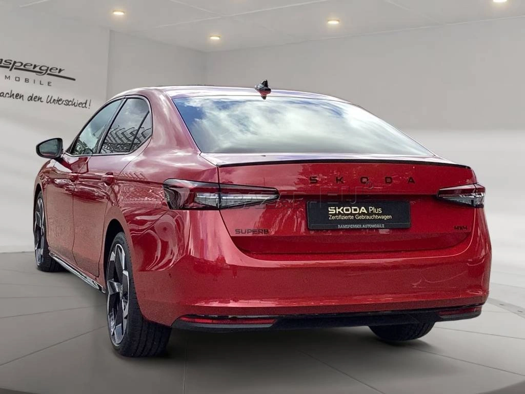 Škoda Superb 2.0 TDI DSG Sportline 4x4