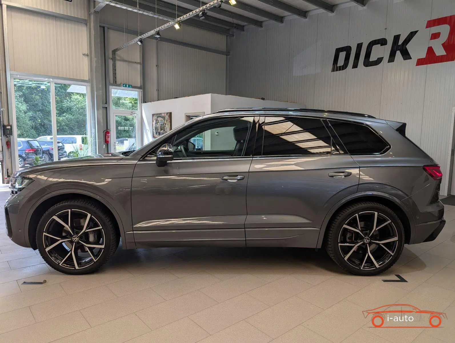 Volkswagen Touareg 2025 na predaj – fotografia 2