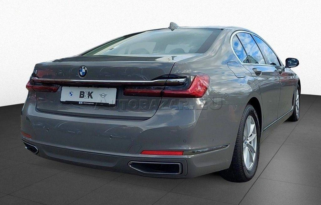 BMW Rad 7 730d mHEV A/T