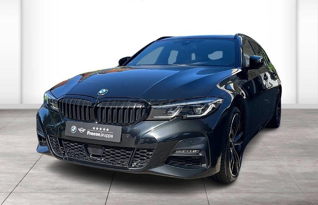 BMW Rad 3 Touring 330d mHEV  xDrive A/T