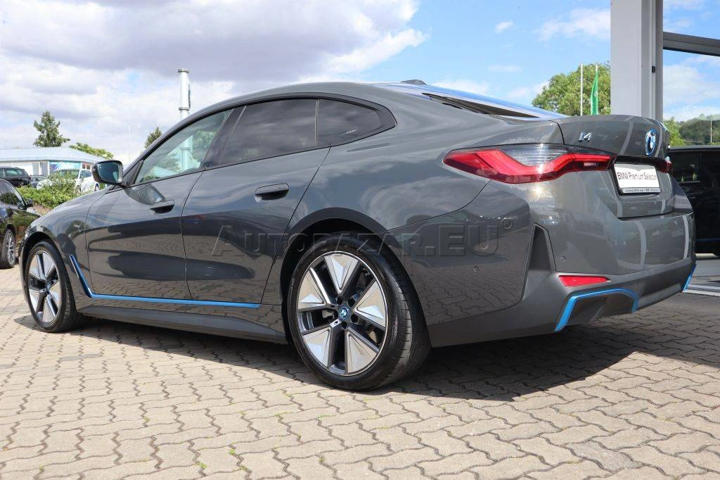 BMW i4 eDrive40