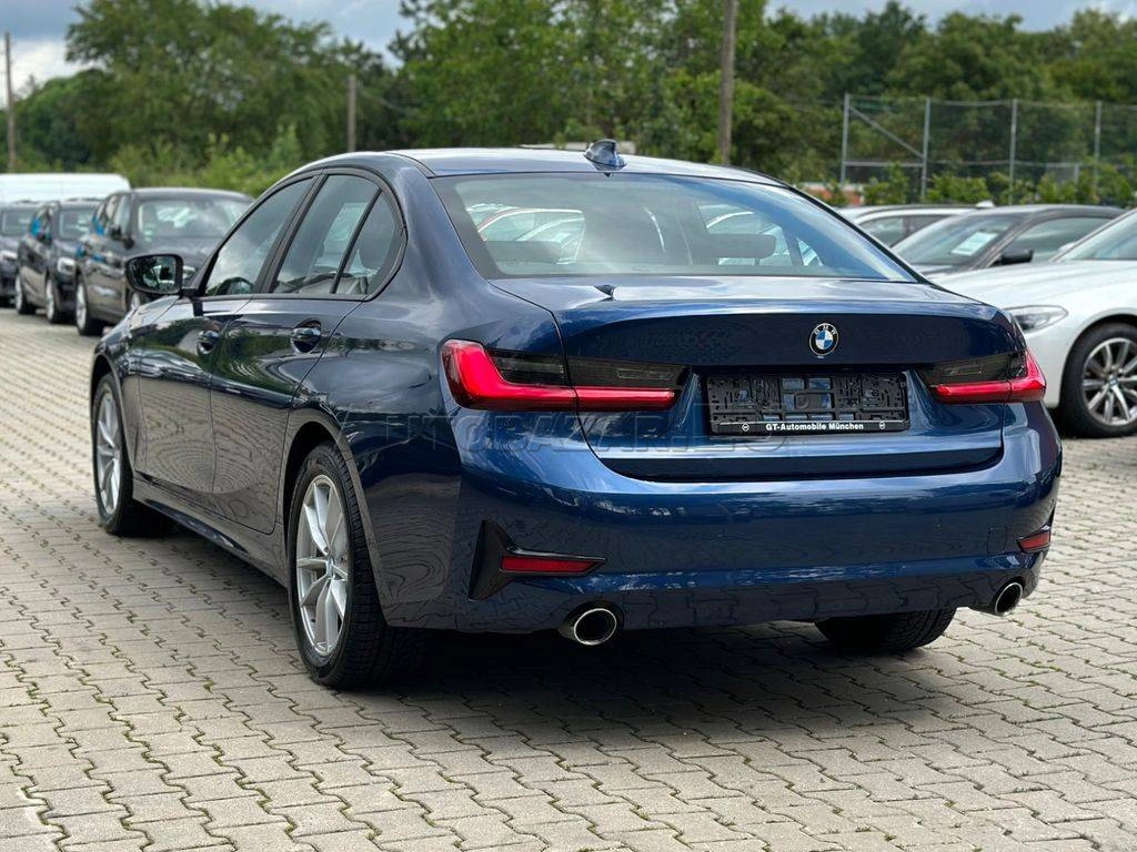 BMW Rad 3 330d mHEV A/T