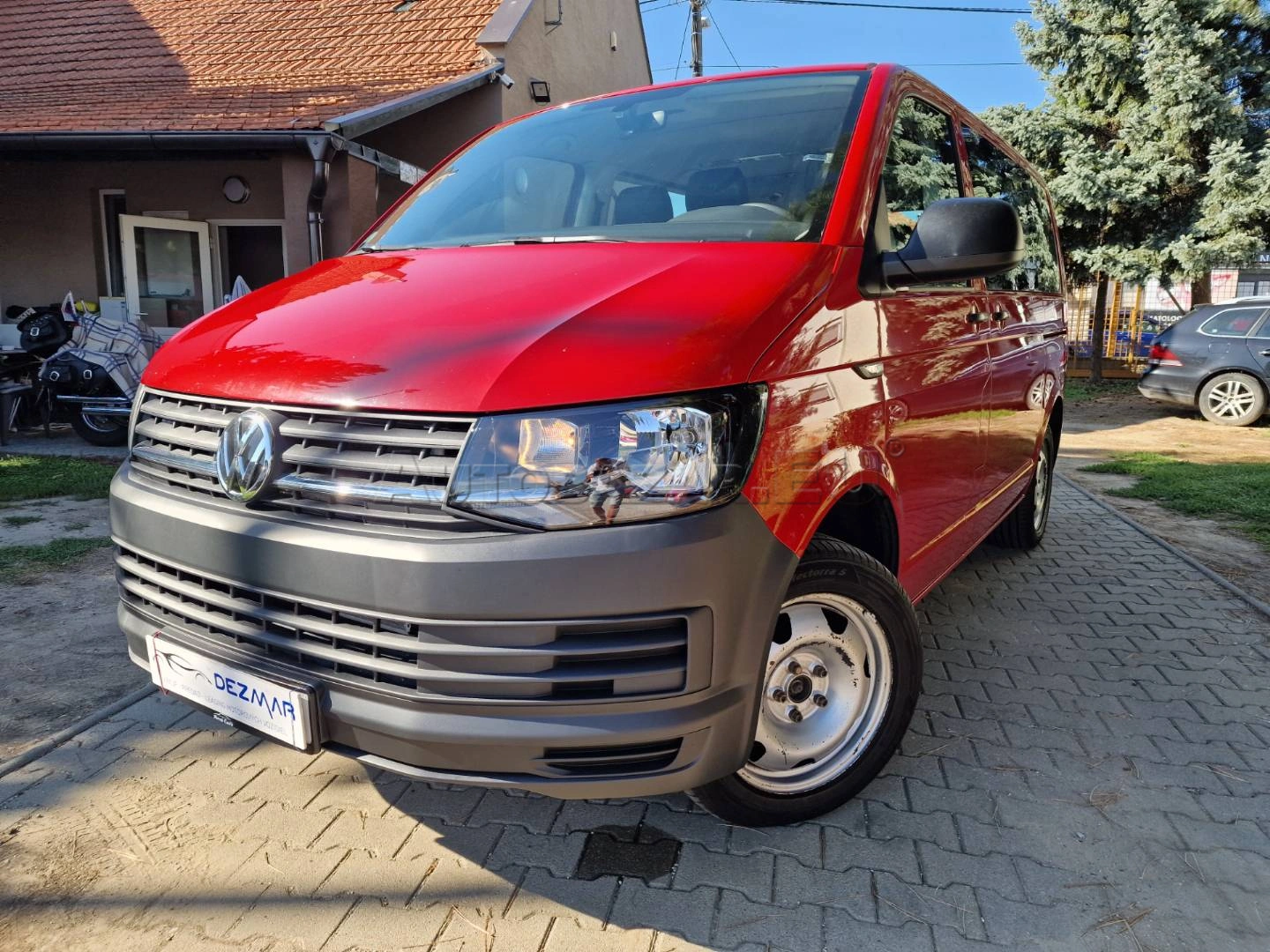 Volkswagen Caravelle 2.0 TDi 150k DSG7 4x4 9-Miestne