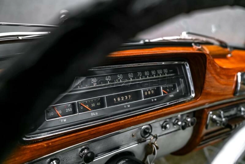 Mercedes-Benz 20 S cabrio 2026 na predaj – fotografia 19