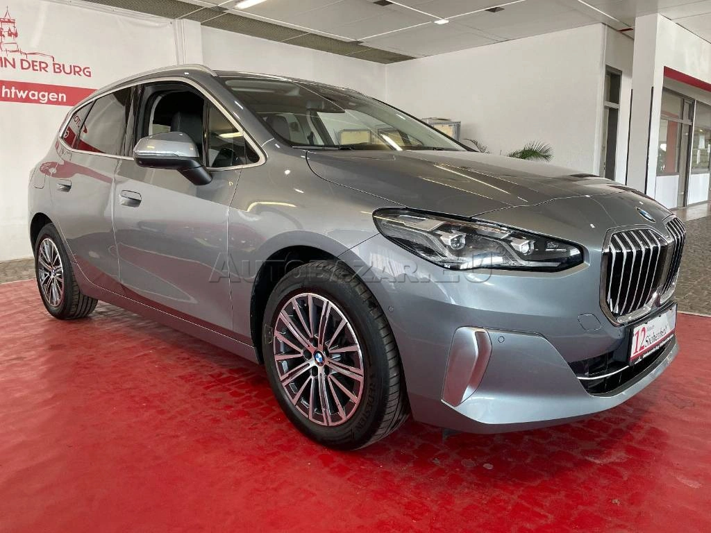 BMW Rad 2 Active Tourer 2   220i mHEV A/T