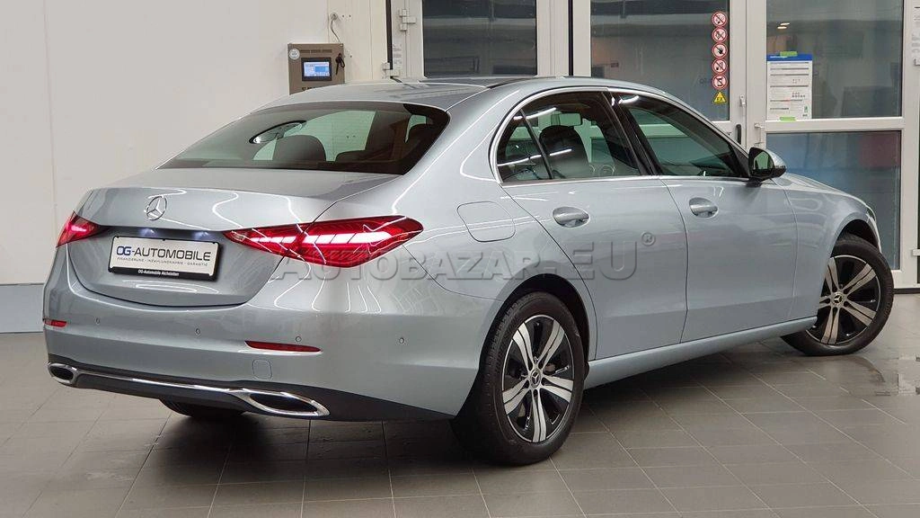 Mercedes-Benz C trieda Sedan 300 d mHEV A/T