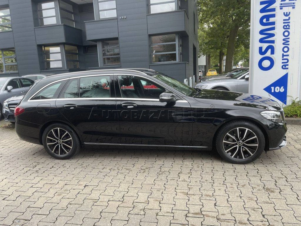 Mercedes-Benz C trieda Kombi 300 d A/T