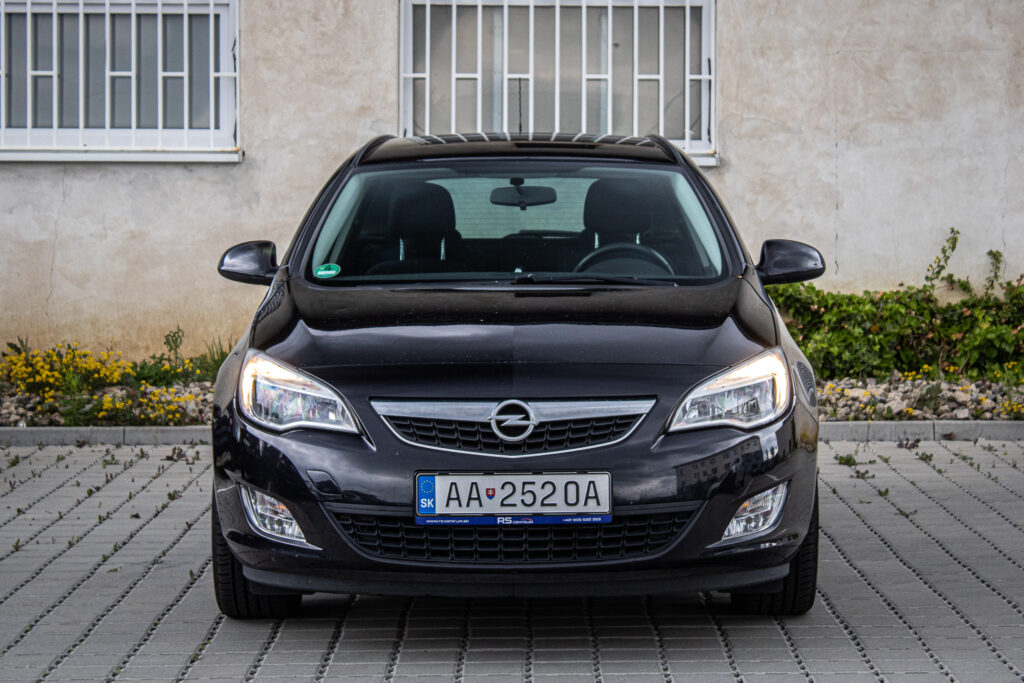 Opel Astra ST