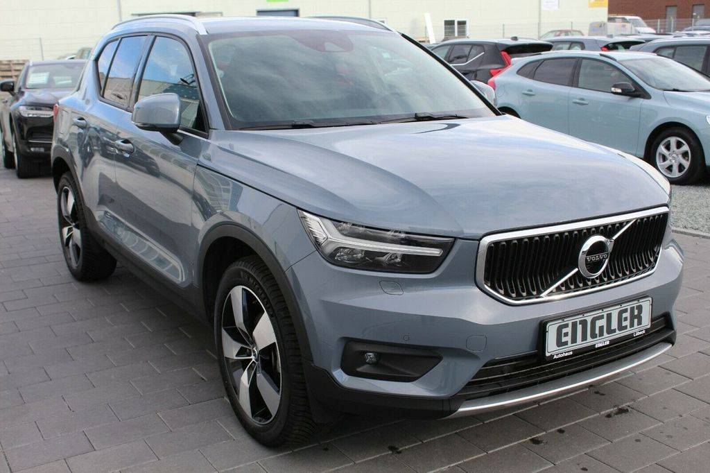 Volvo XC40 T3 163k Momentum Pro A/T
