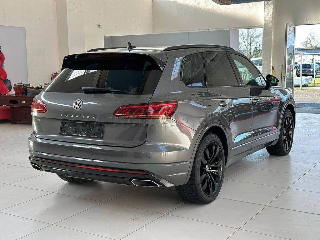 Volkswagen Touareg 3.0 V6 TDI SCR 286k Elegance 4Motion Tiptronic