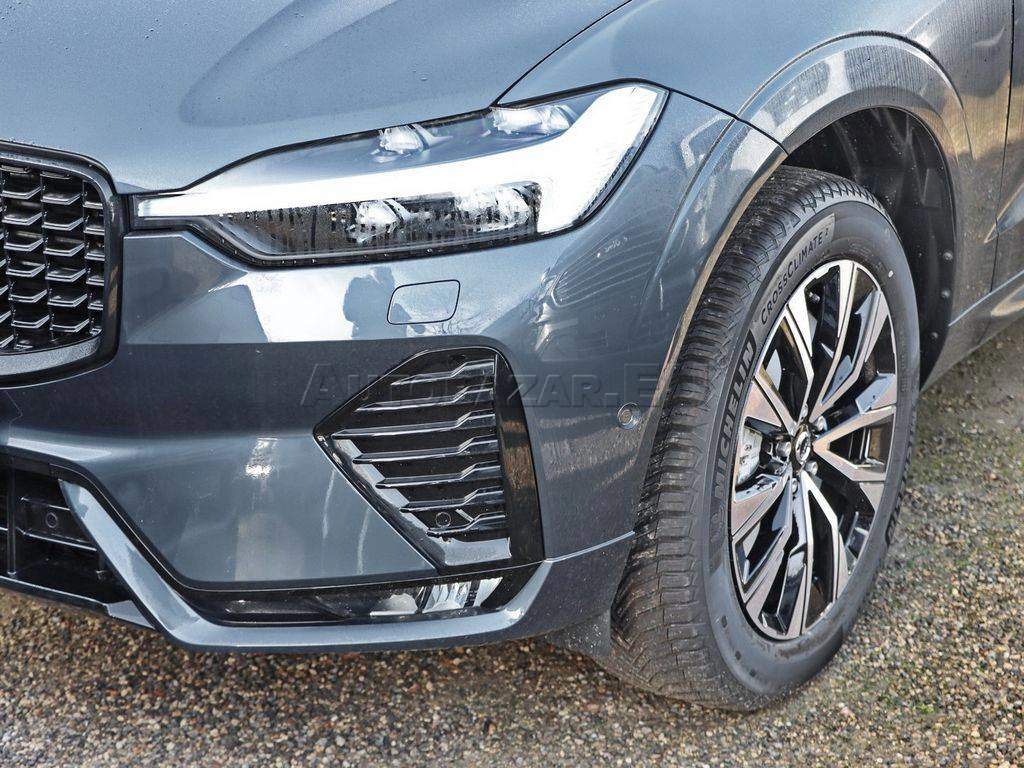 Volvo XC60 B4 Diesel Plus Dark A/T