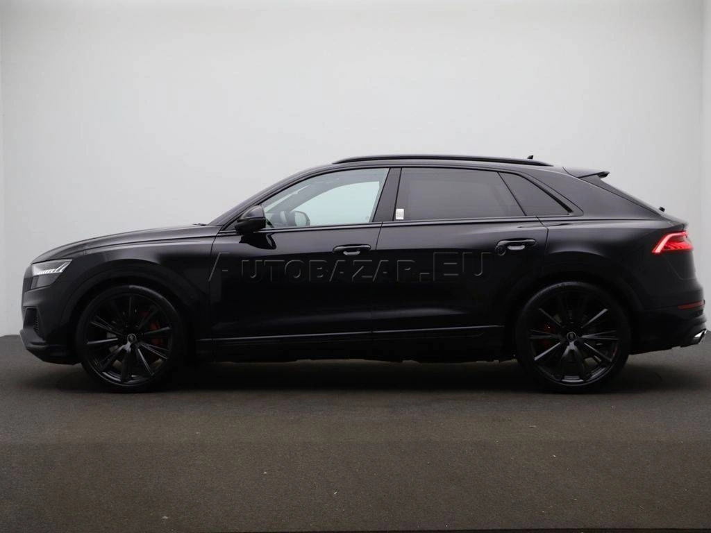 Audi Q8 SQ8 TFSI mHEV quattro tiptronic