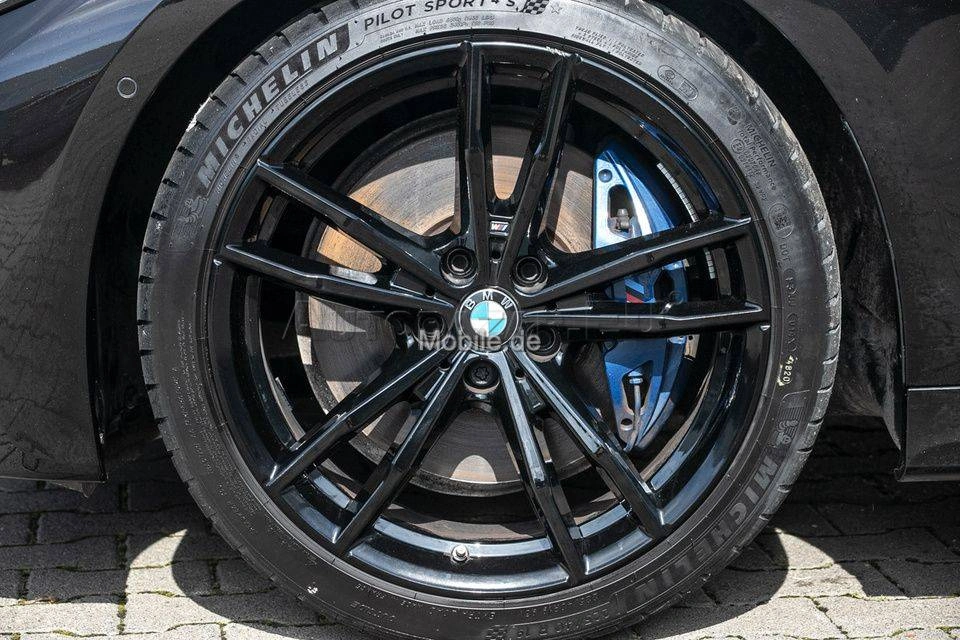 BMW Rad 3 330d mHEV A/T