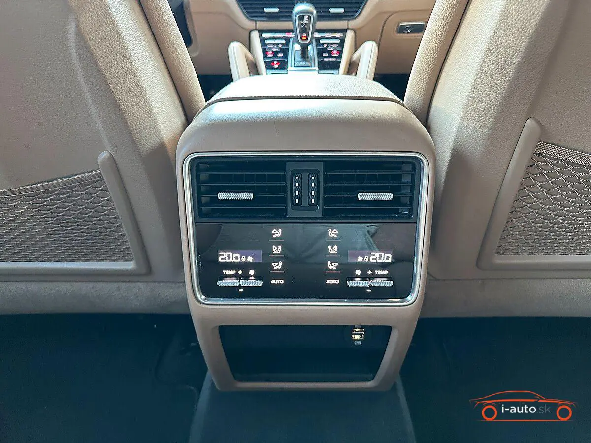 Porsche Cayenne 2018 na predaj – fotografia 16