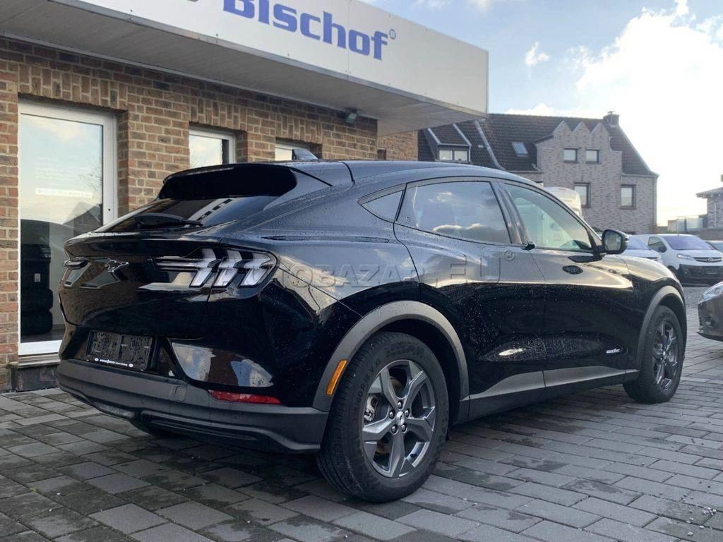 Ford Mustang Mach-E 75,7kWh RWD STD